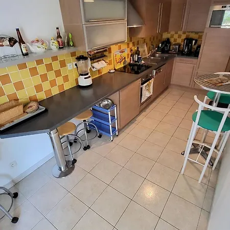 T3 Avec Terrasse Et Garage - A 600m Des Plages Et Commerces, Securisee - Fr-1-316-205 Apartment Six-Fours-les-Plages